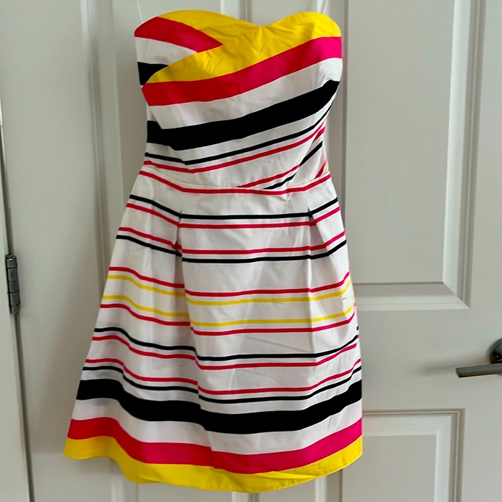 Lilly Pulitzer straplesss summer dress size 4